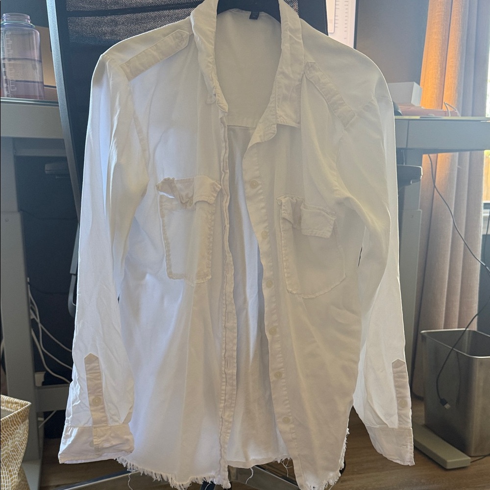 Sanctuary White Frayed Hem Blouse